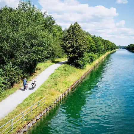 In بيت ضيافة *