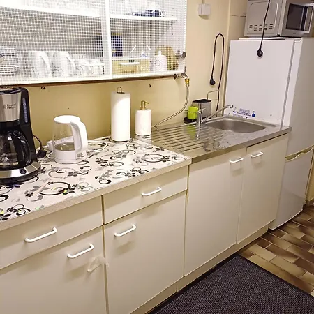 بيت ضيافة In *